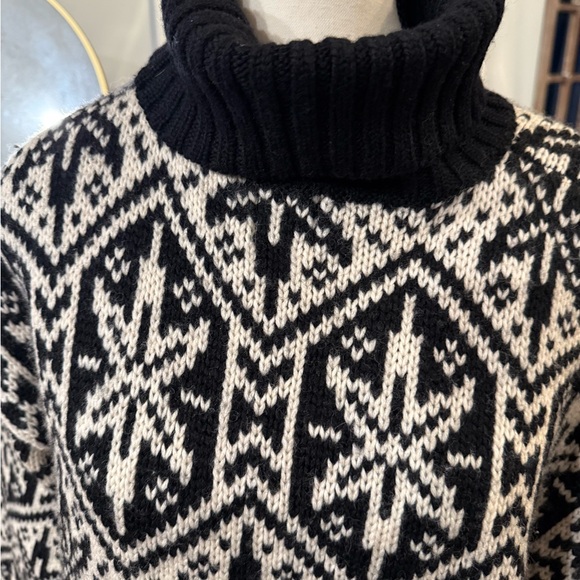 Vintage GAP Wool Black and White Sweater - Picture 6 of 9